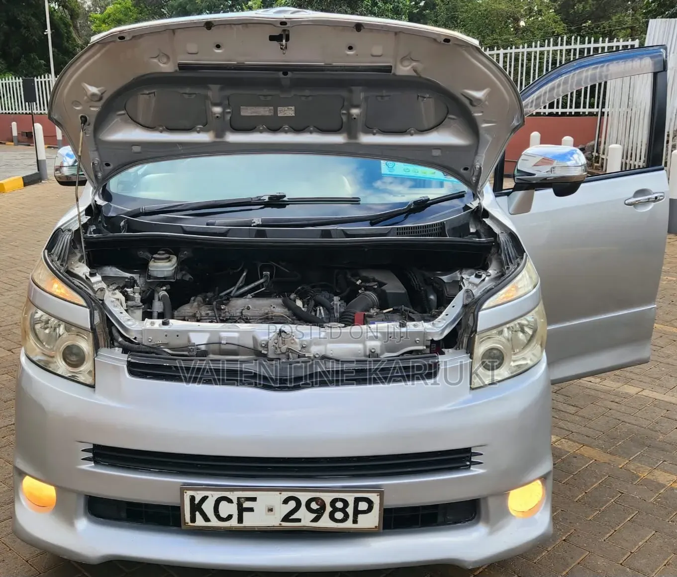 Toyota Voxy 2008 Silver