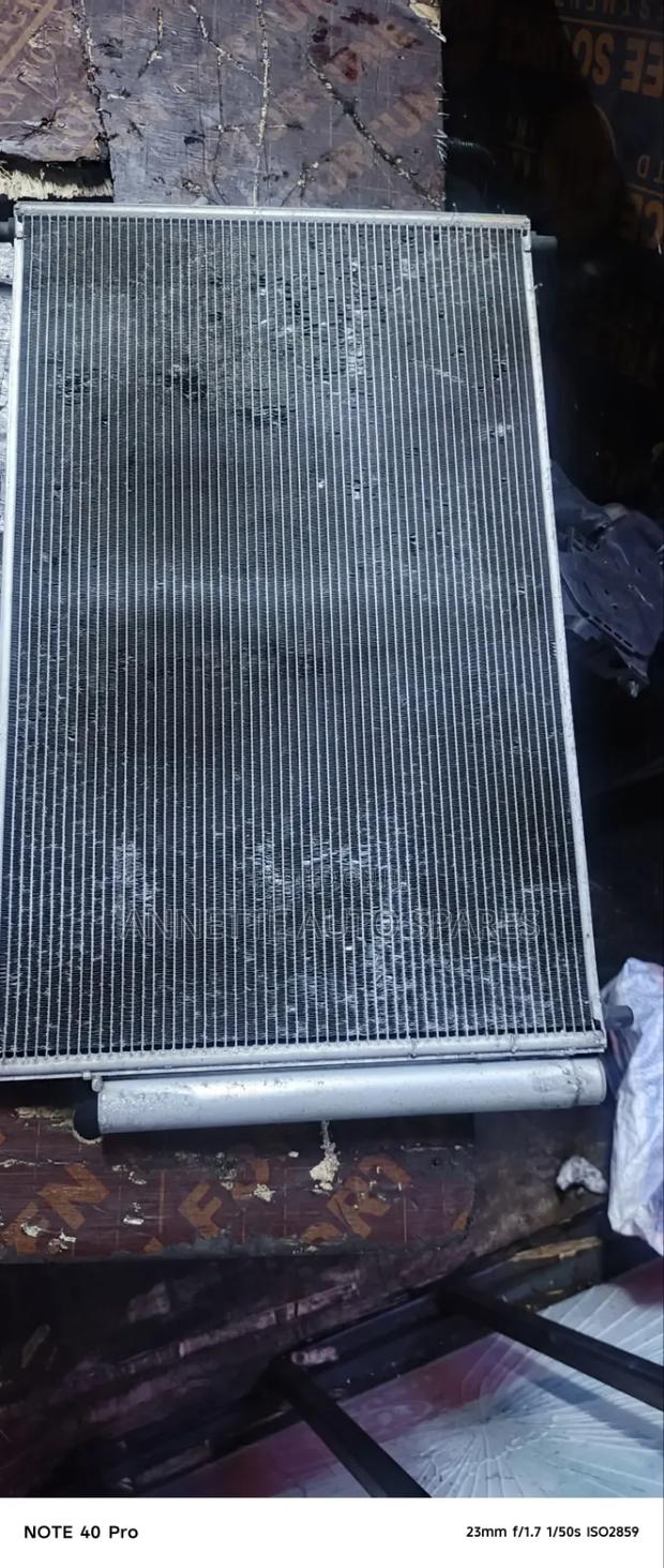 Condenser 1nz Fielder - thumbnail 3