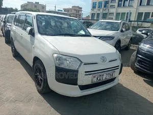 Toyota Succeed 2019 White