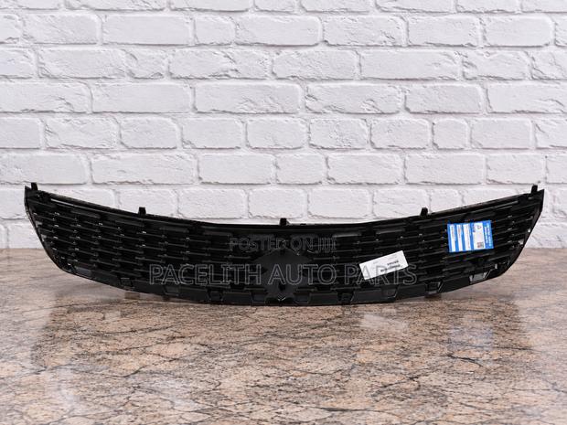 Front Grille Suzuki Swift 2012/2013/2014 - thumbnail 2