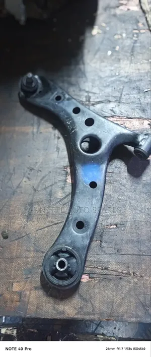 Arm Voxy 2wd Front Left