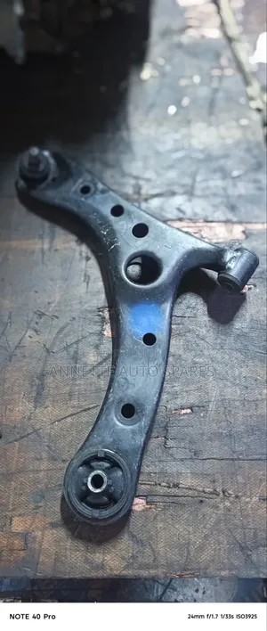 Arm Voxy 2wd Front Left