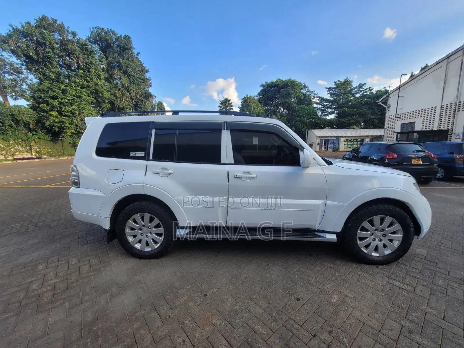 Mitsubishi Pajero 3.2 Di-Dc GLS 2011 White
