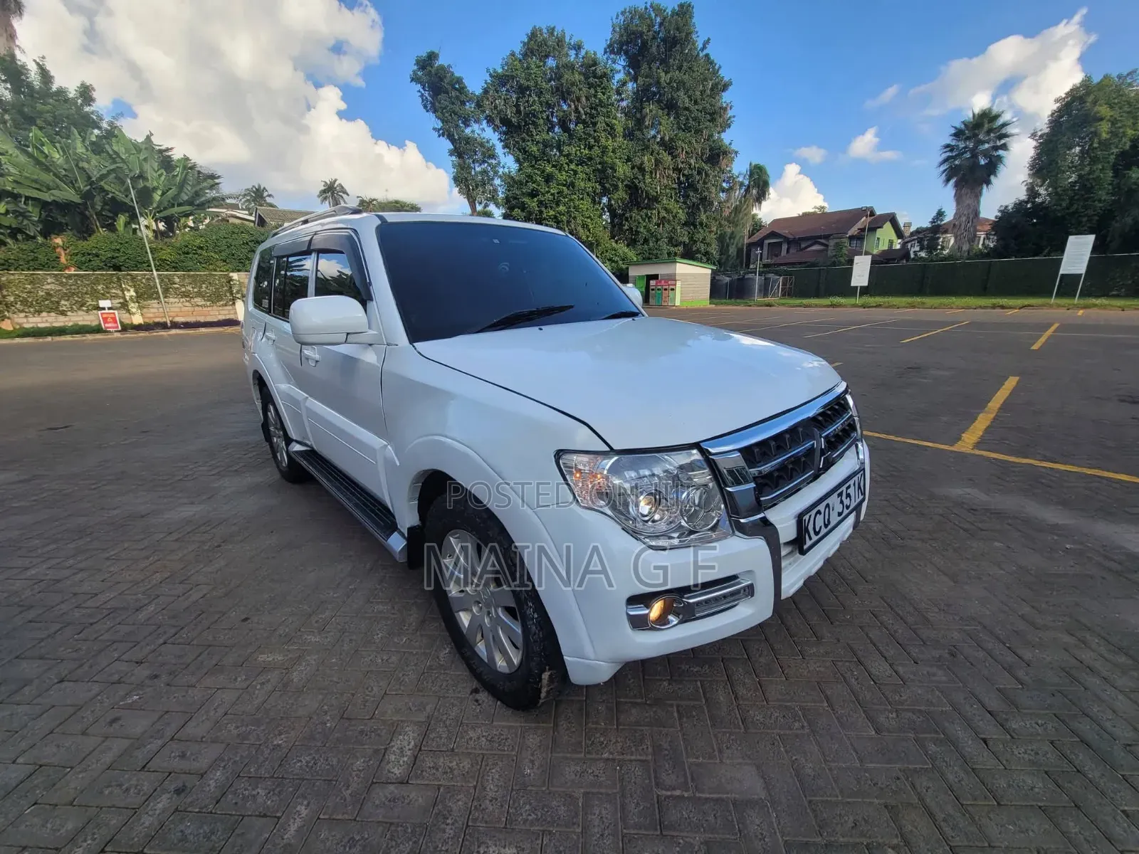 Mitsubishi Pajero 3.2 Di-Dc GLS 2011 White