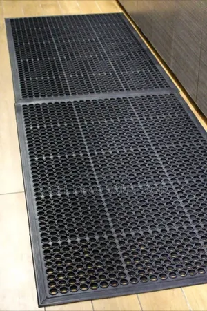 Ramp Edge Drainage Mat for Factory Service Areas