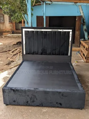 4x6 Upholstered Bed