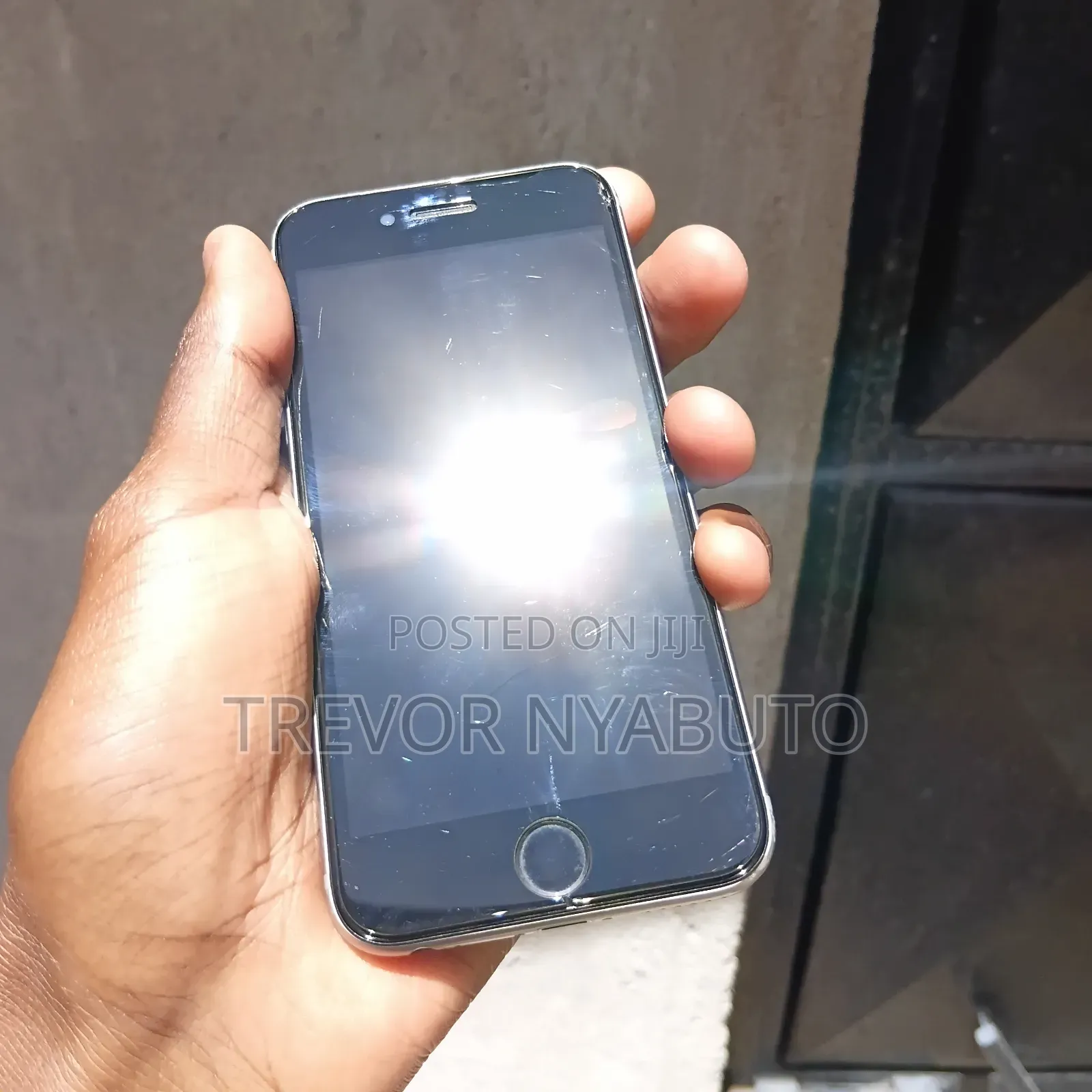 Apple iPhone 6s 16 GB Silver