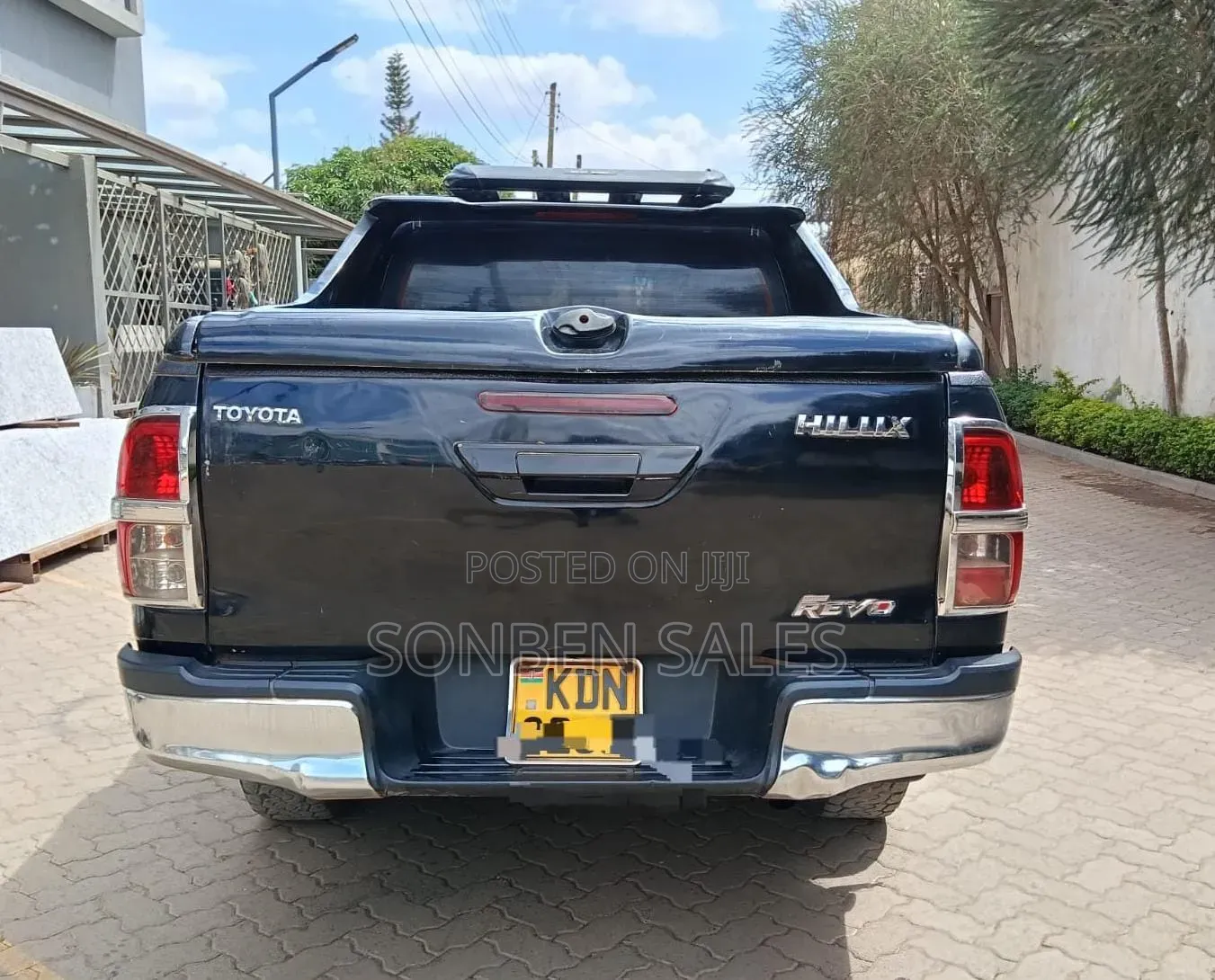 Toyota Hilux Revo Double Cab Deisel 2.4 AWD 2017 Black