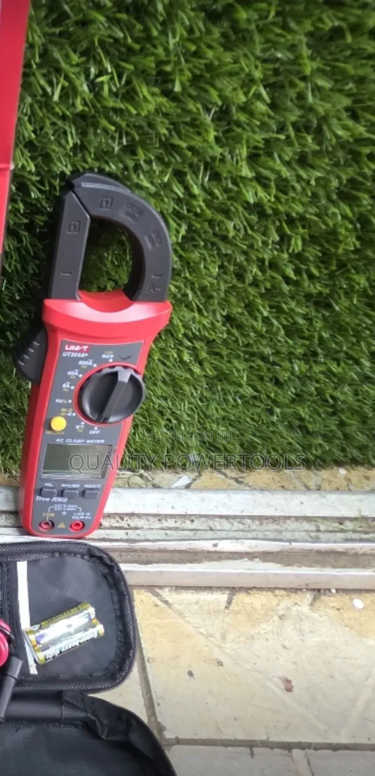 Uni-T Clamp Meter UT202A-accurate