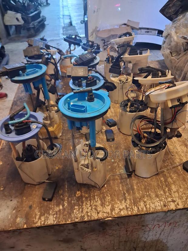 Assorted Vw Fuel Pumps - thumbnail 4