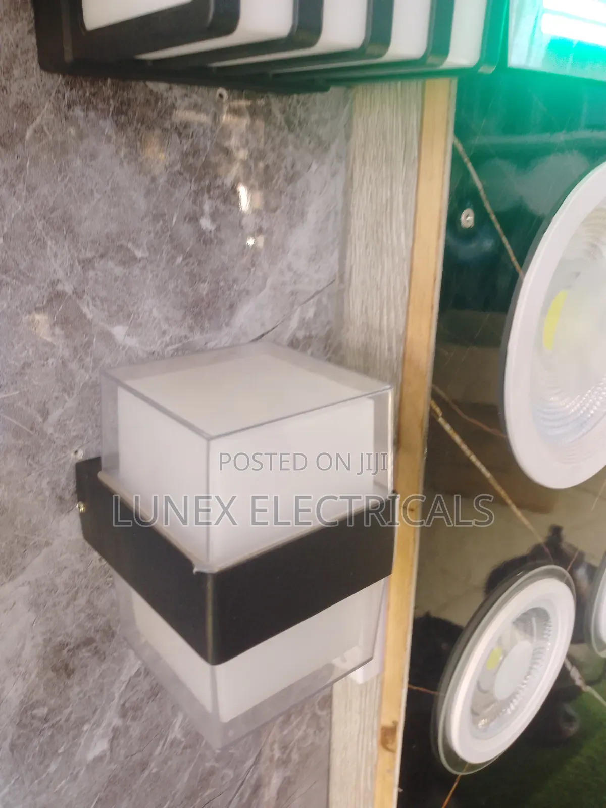 Black Outdoor Wall Light Waterproof LED Light Lamp
