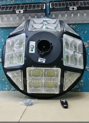 Budget Solar UFO 360 Streetlight/Wide-Angle Round Solar LED Light