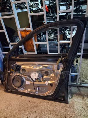 W204 Doors
