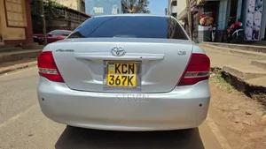 Toyota Axio 2011 Silver