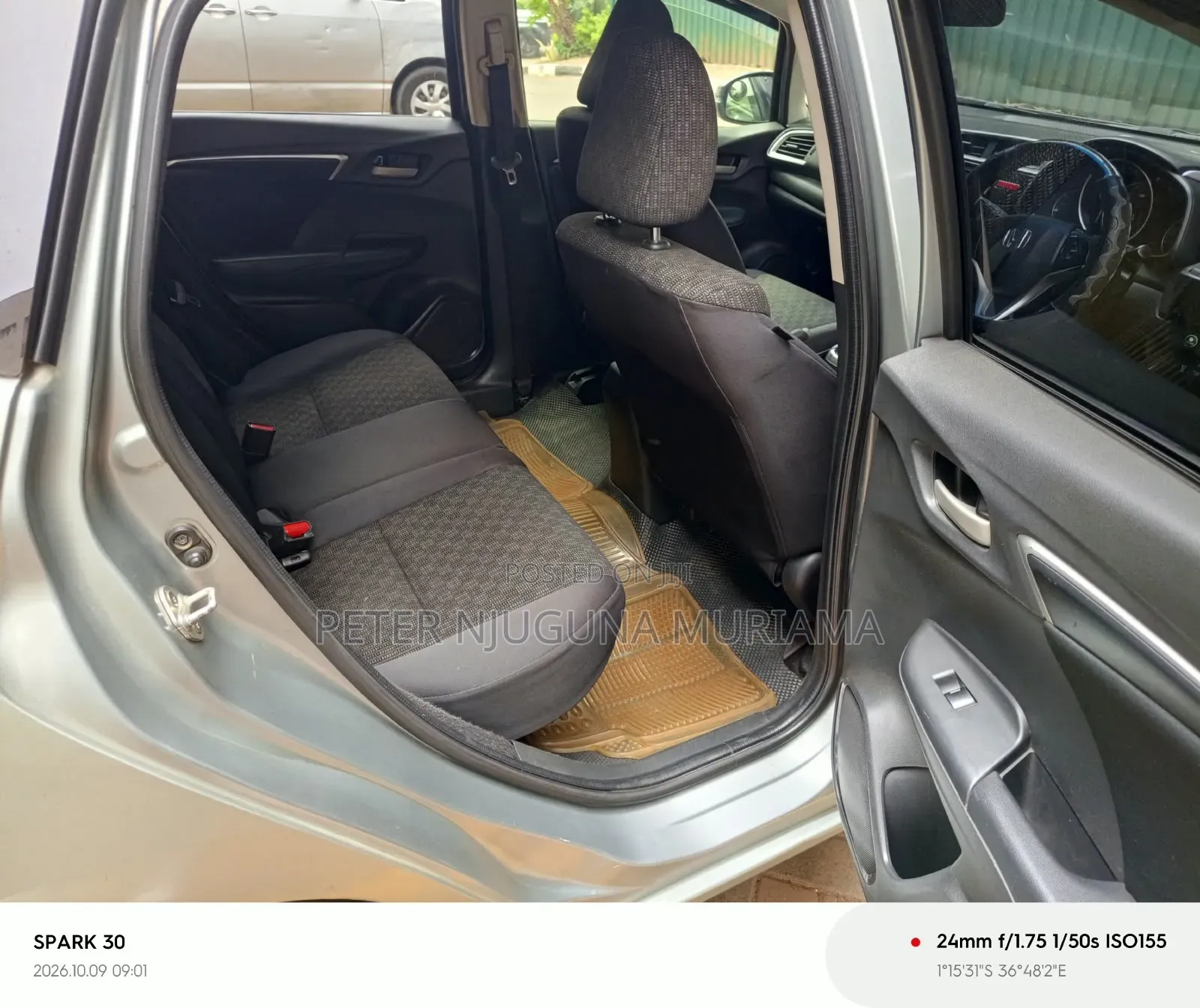 Honda Fit 2016 Silver