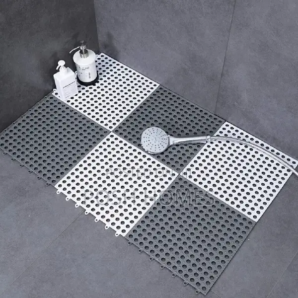 Water-Draining Bathroom Floor Grid