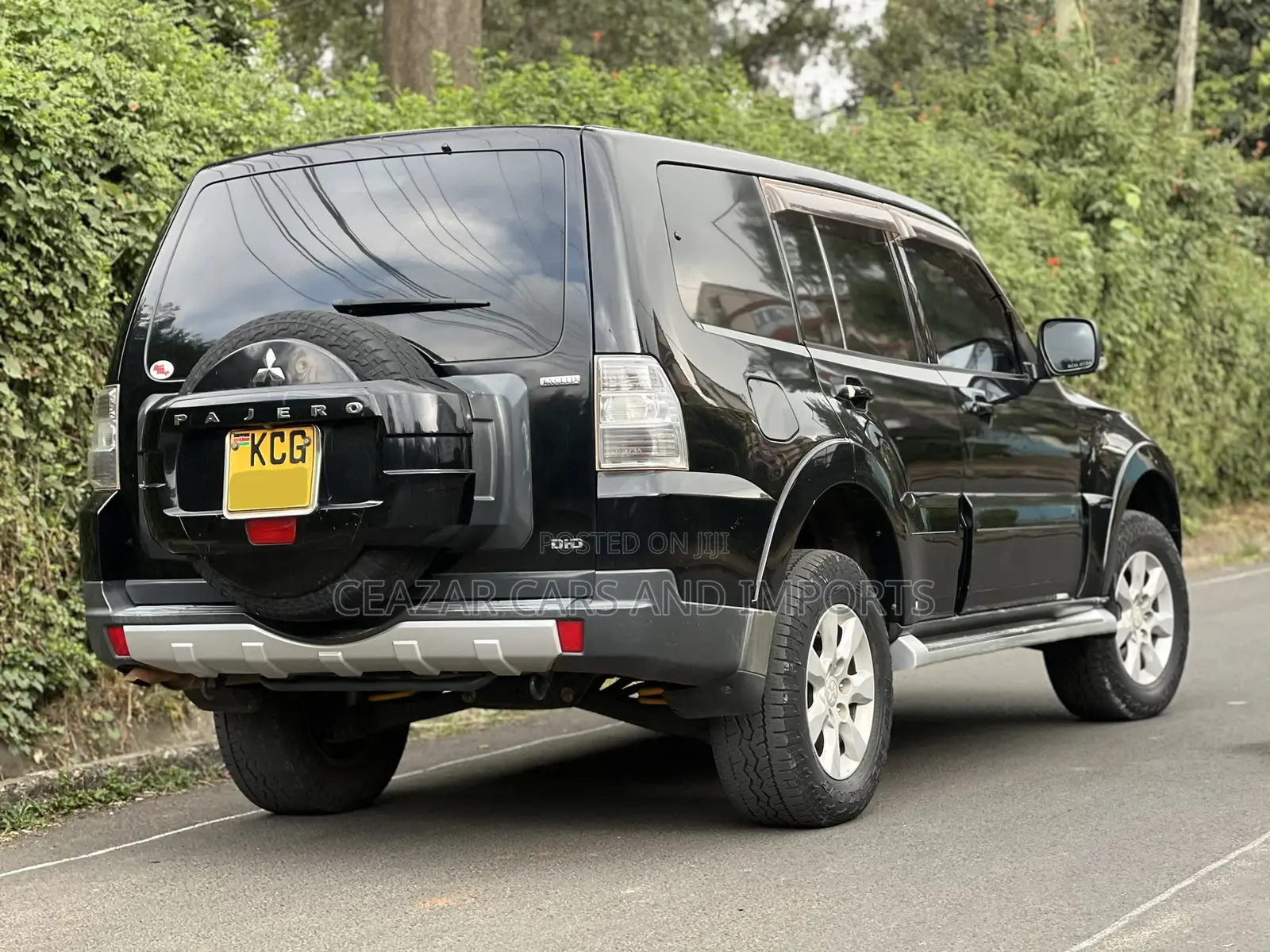 Mitsubishi Pajero 3.2 DI-D Elegance Automatic 2008 Black