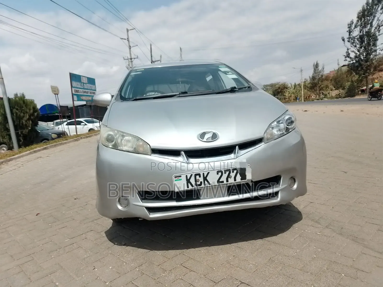 Toyota Wish 2010 Silver