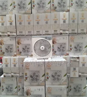 URK-02 – Ultra-Quiet Table Fan
• Powerful Airflow