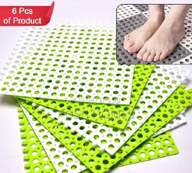 All-Weather Drainage Interlocking Mats - main view