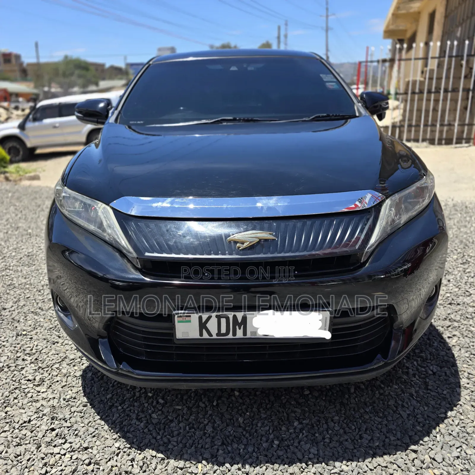 Toyota Harrier 2.0 2015 Black