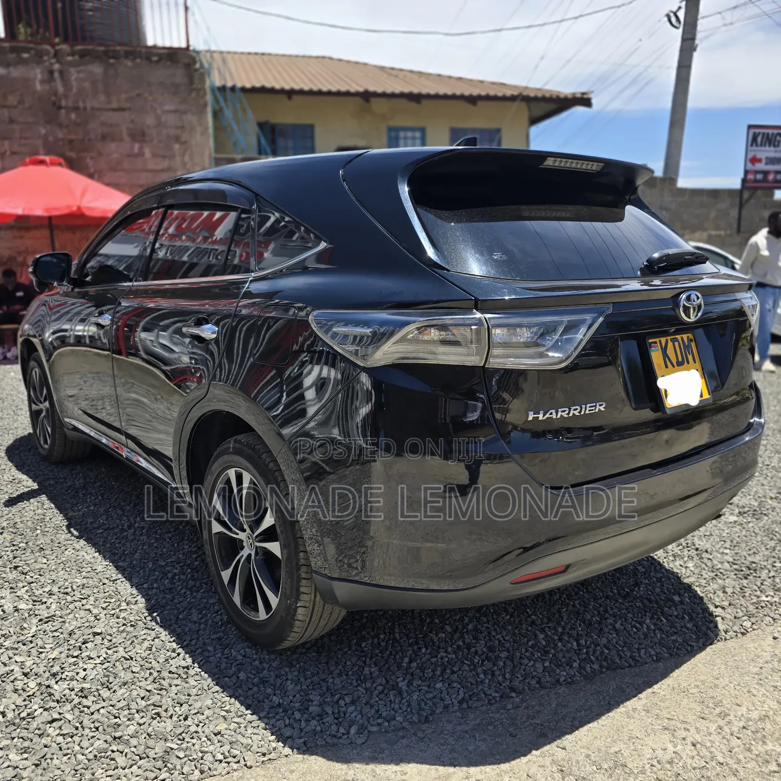 Toyota Harrier 2.0 2015 Black
