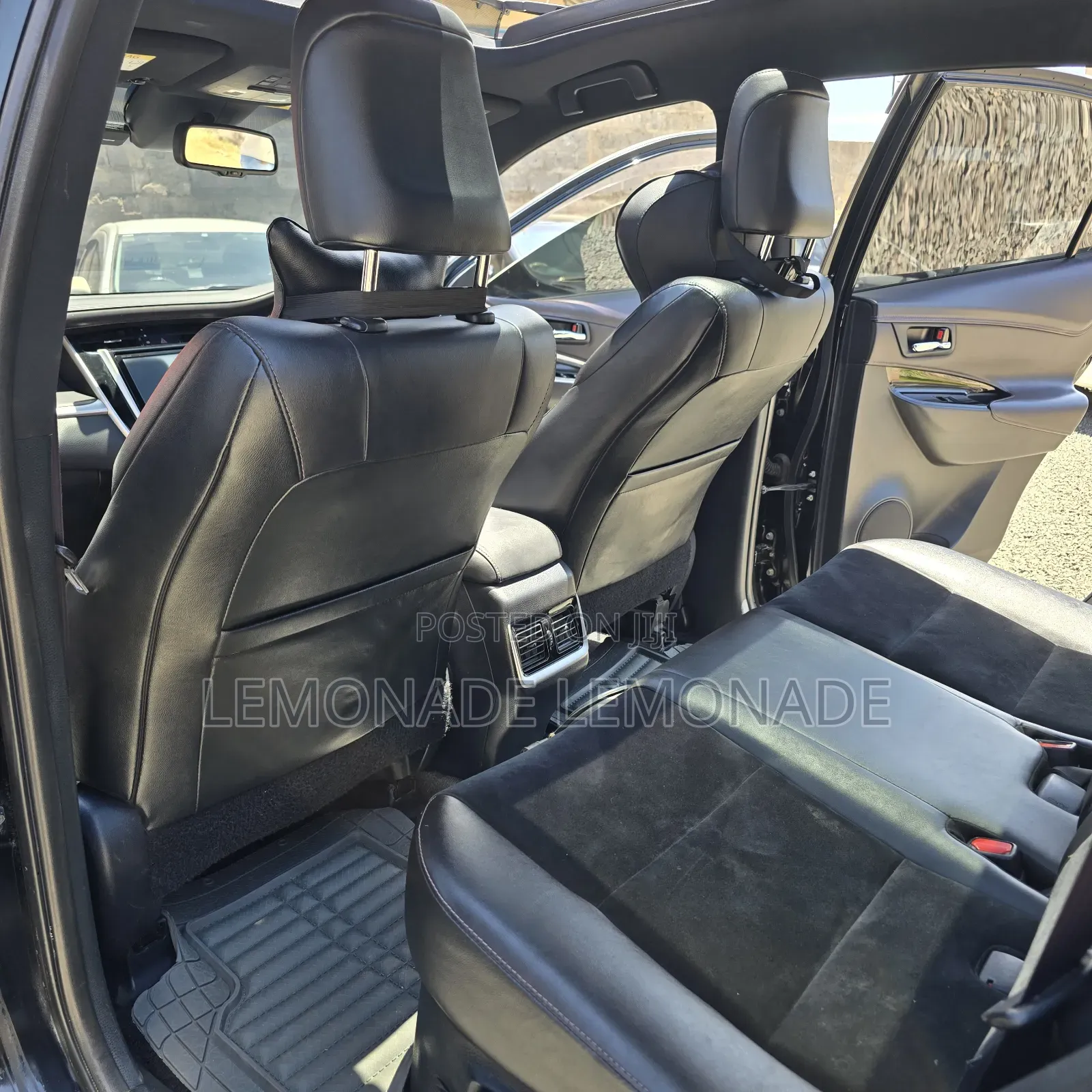 Toyota Harrier 2.0 2015 Black