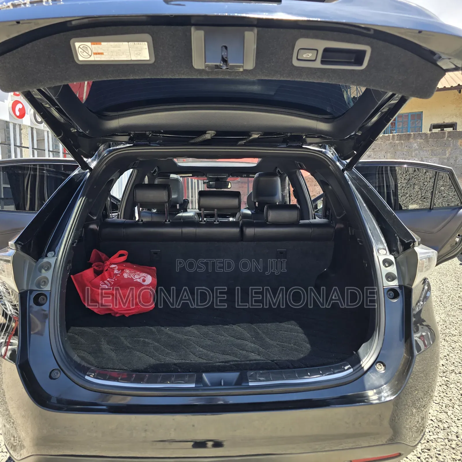 Toyota Harrier 2.0 2015 Black