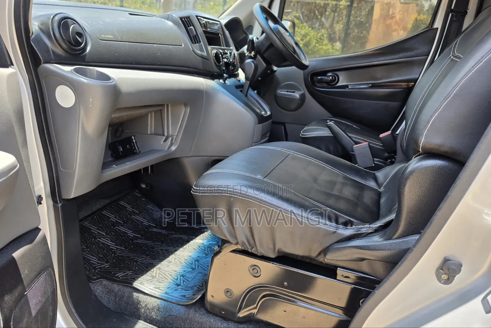 Nissan NV200 2014 Silver
