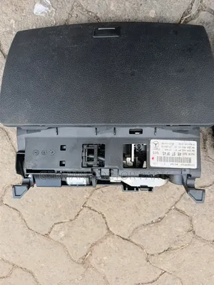 W204 Screen Display