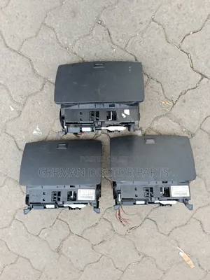 W204 Screen Display