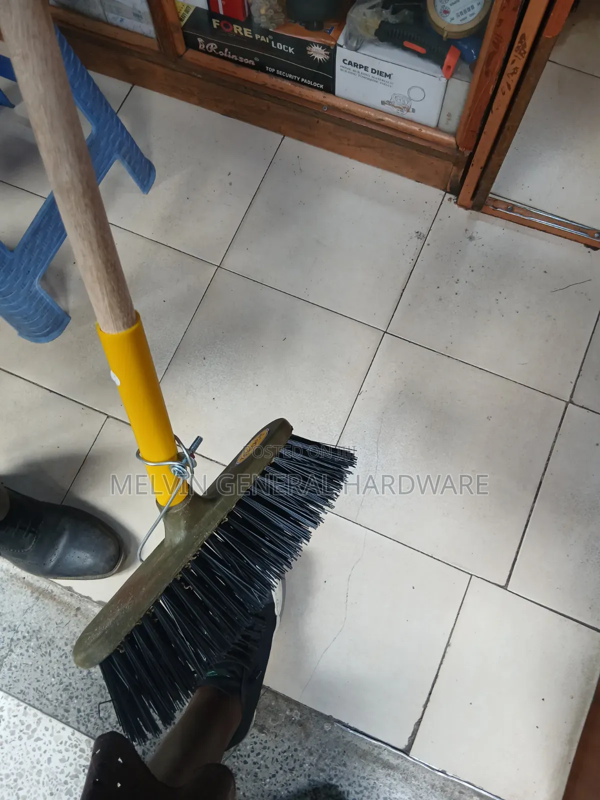 Scrubbing Bassy Brush