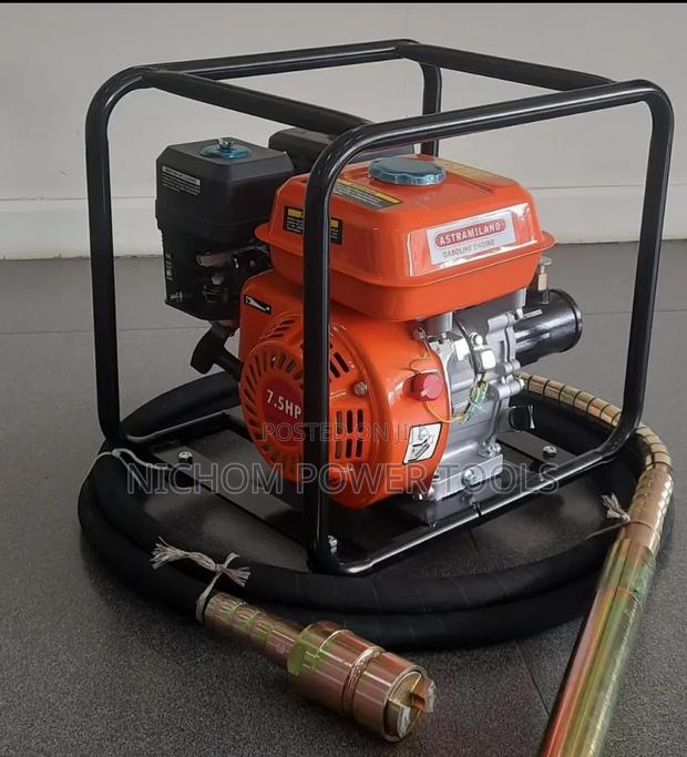 Astramilano Concrete Vibrator/Gasoline Concrete Vibrator
