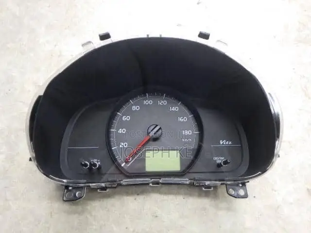 2011/2012 Vitz Clock/ Speedometer