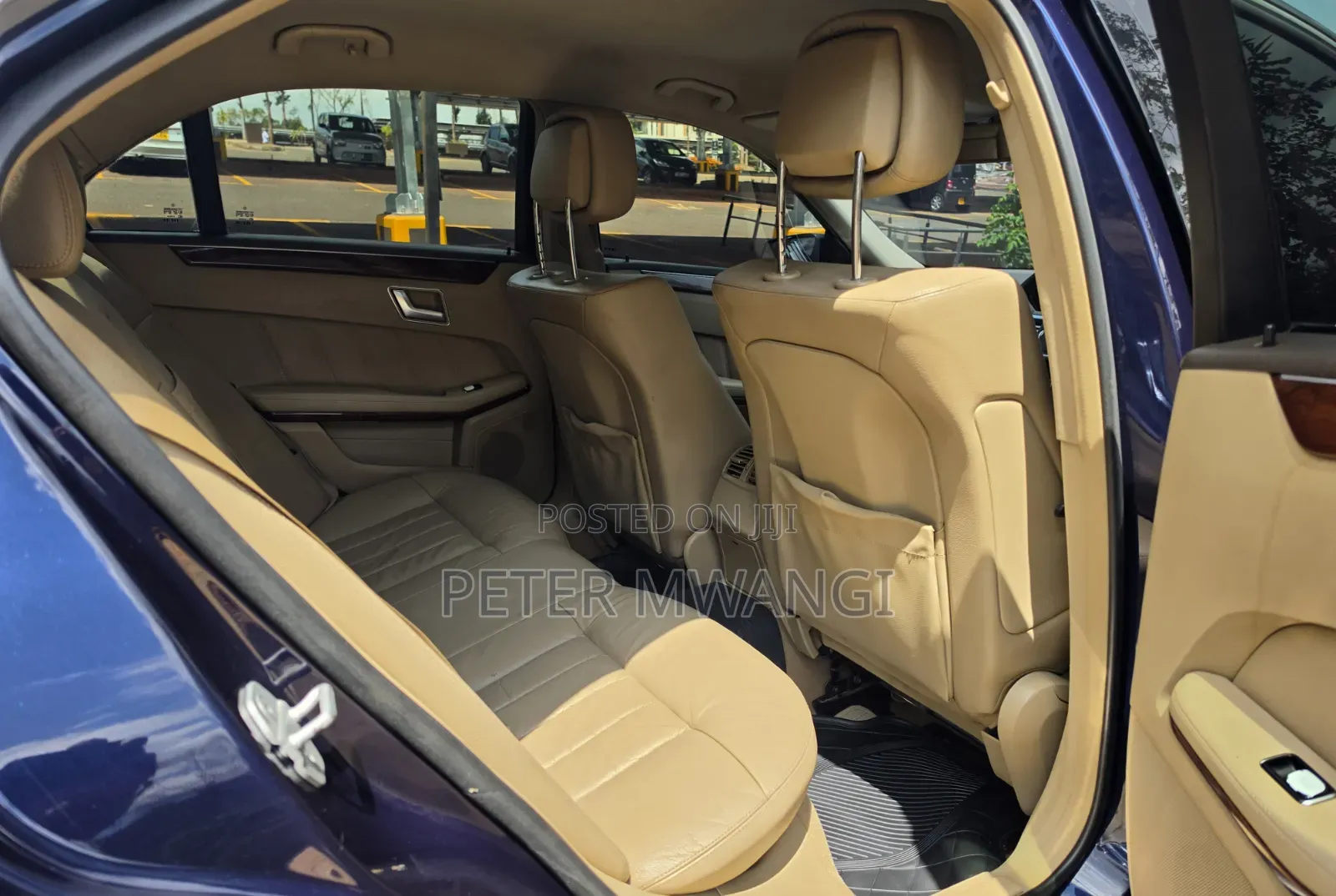 Mercedes-Benz E200 2012 Blue