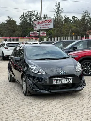 Toyota Aqua 2018 Black