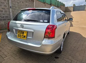 Toyota Avensis 2006 Silver