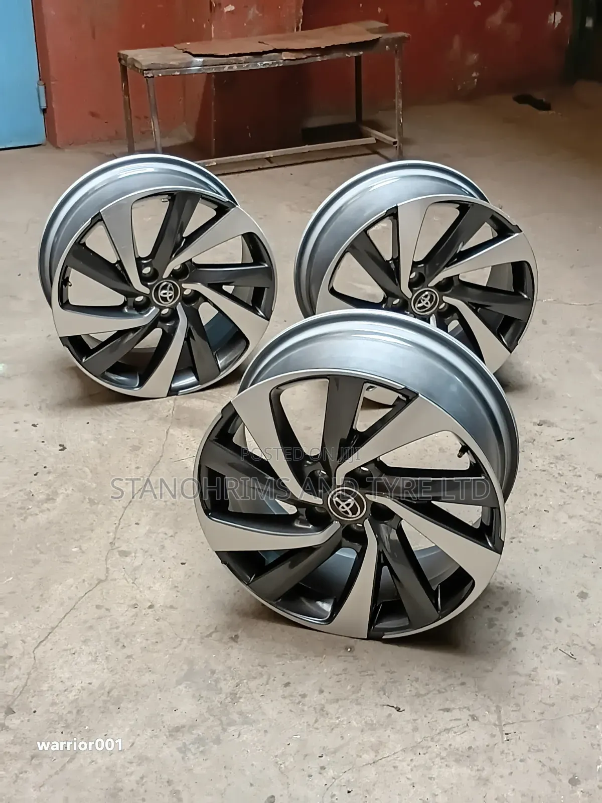 Size 18,Original Harrier Black Silver Rims