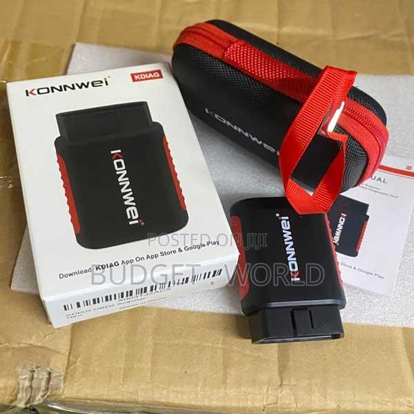 Clear Error Code Professional Konnwei Wireless OBD2 Code Reader - main view