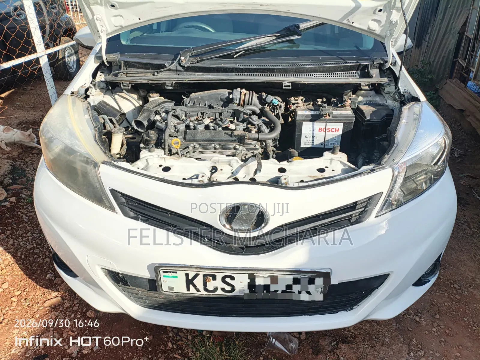 Toyota Vitz 2012 White