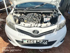 Toyota Vitz 2012 White