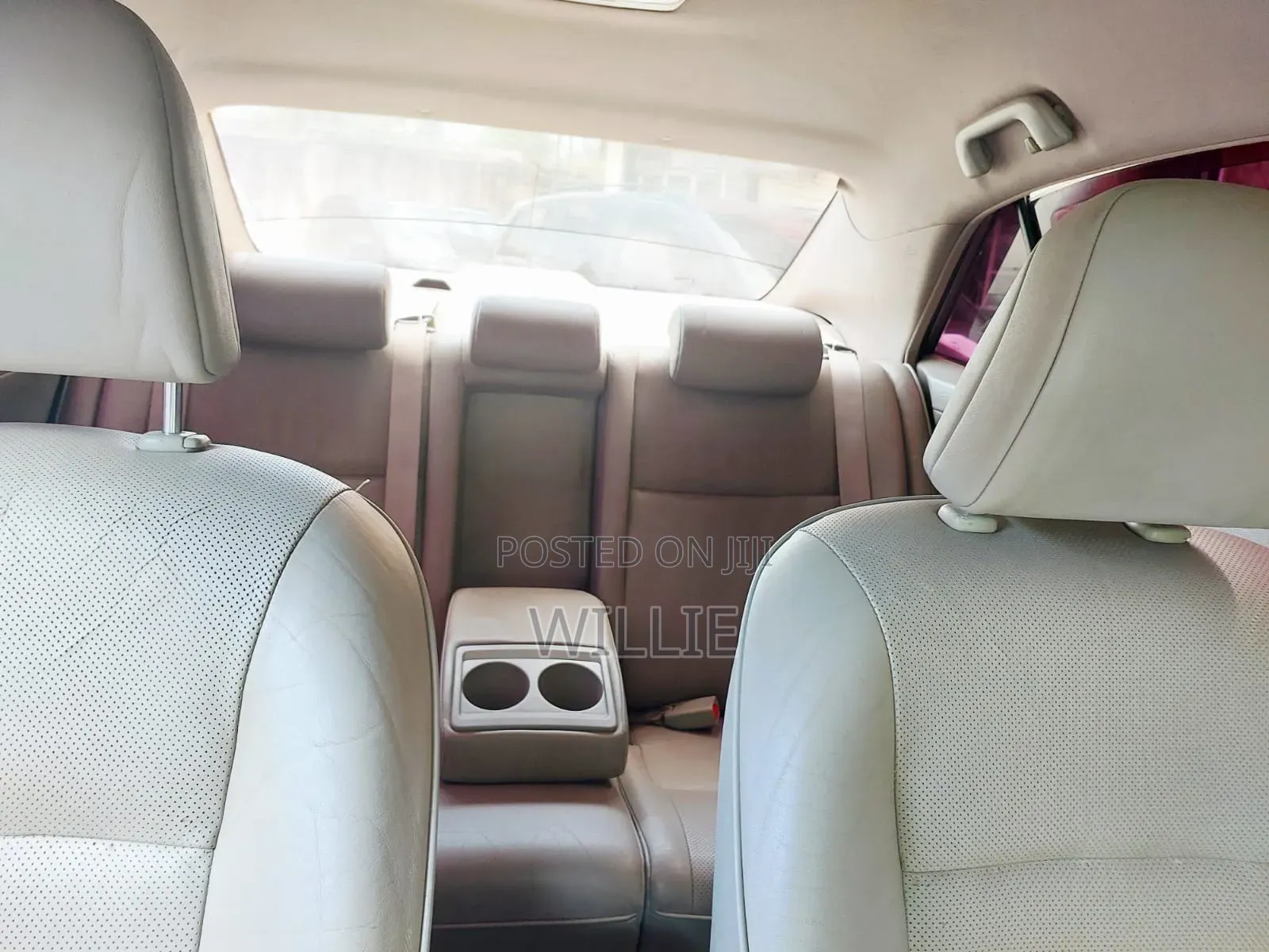 Toyota Premio 2013 Gold