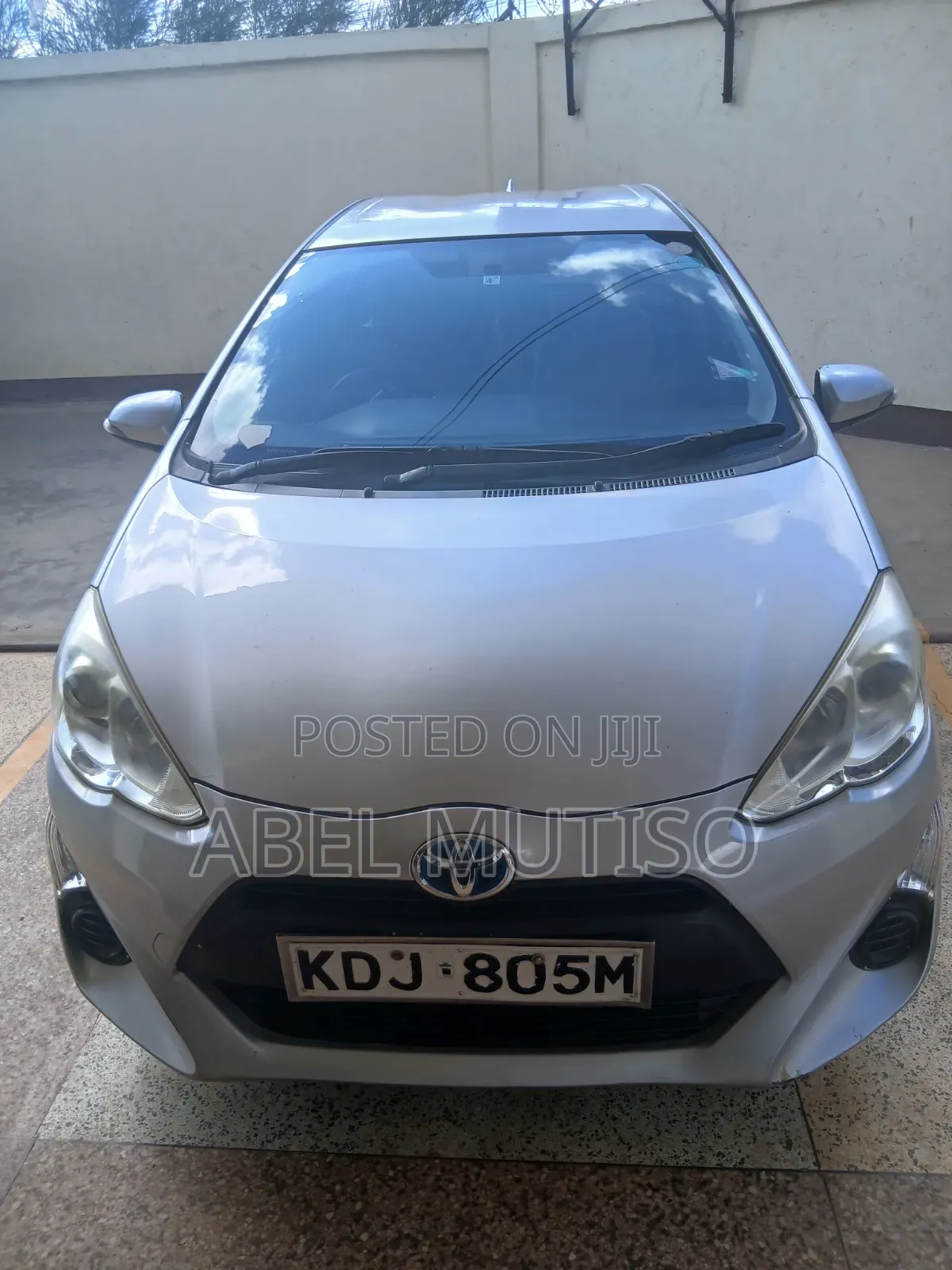 Toyota Aqua 2015 Silver