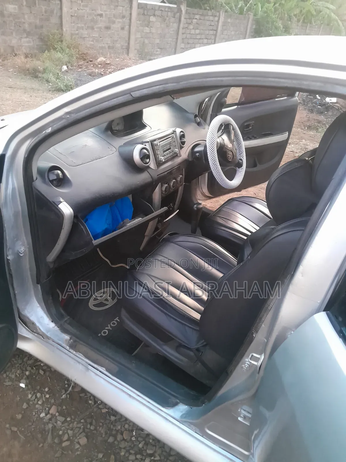 Toyota IST 2003 Silver