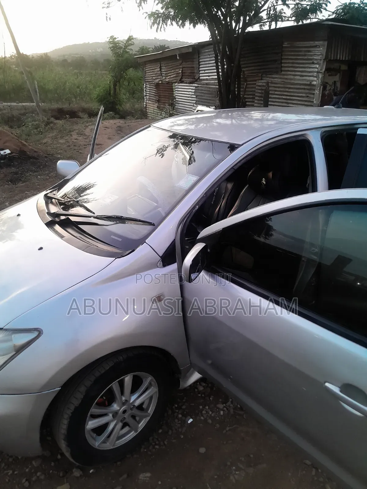 Toyota IST 2003 Silver
