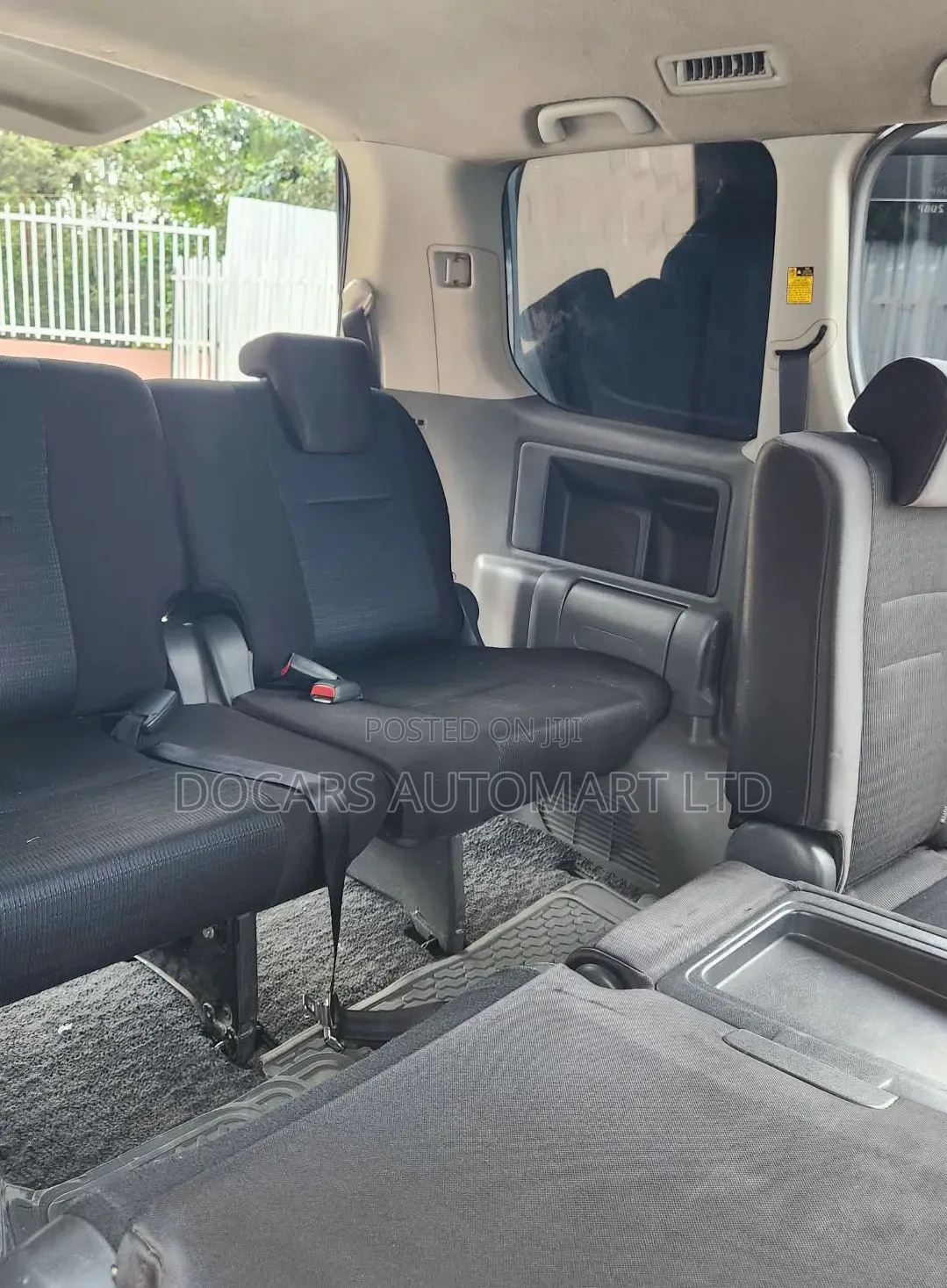 Toyota Voxy 2008 Silver