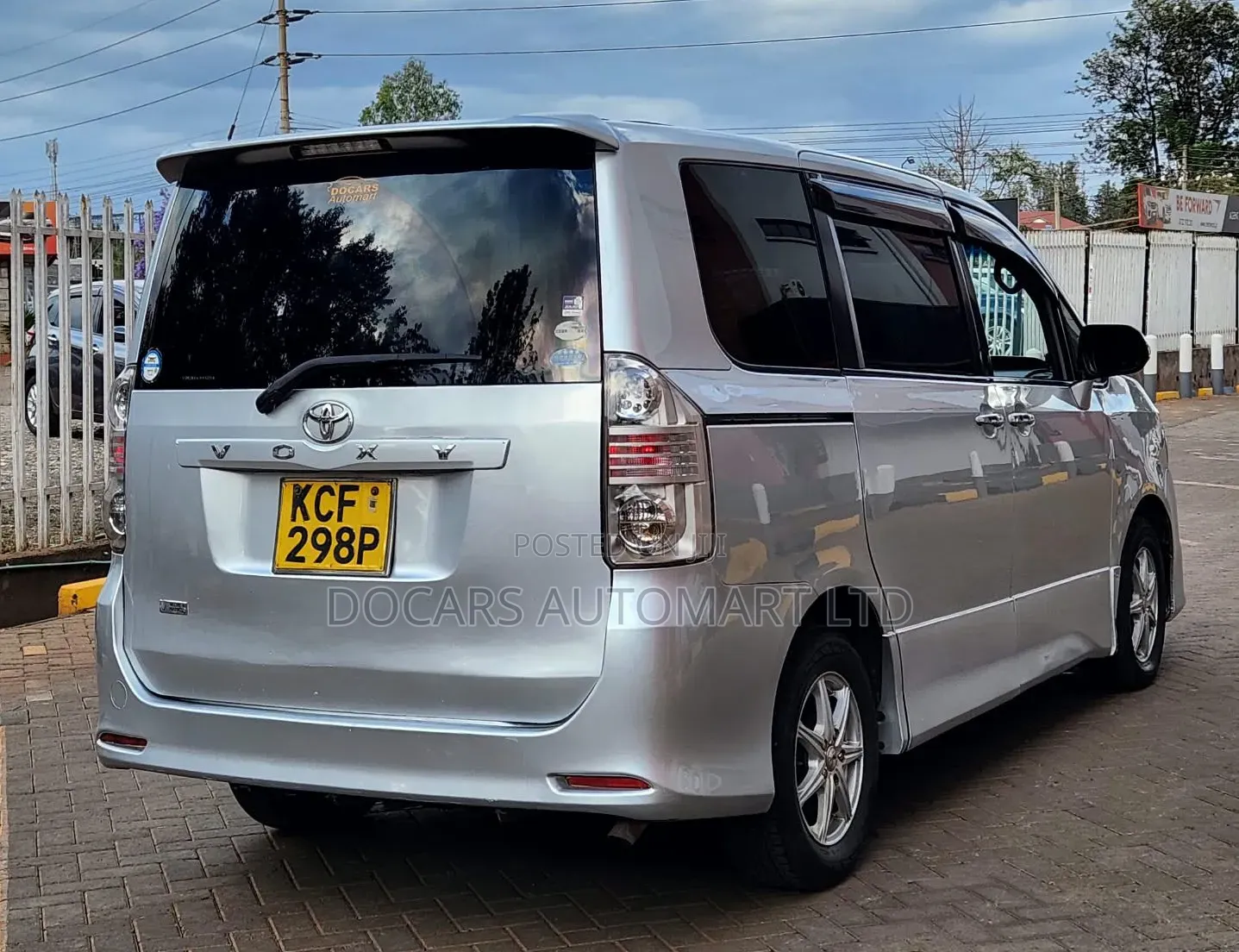 Toyota Voxy 2008 Silver
