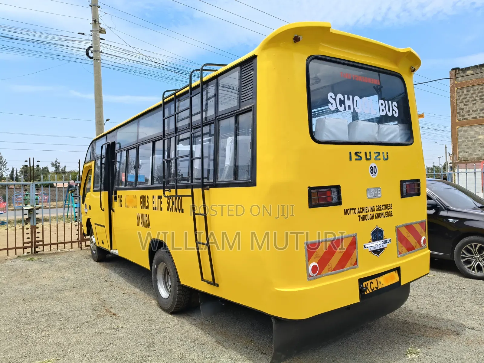 Isuzu NQR 2016 Yellow