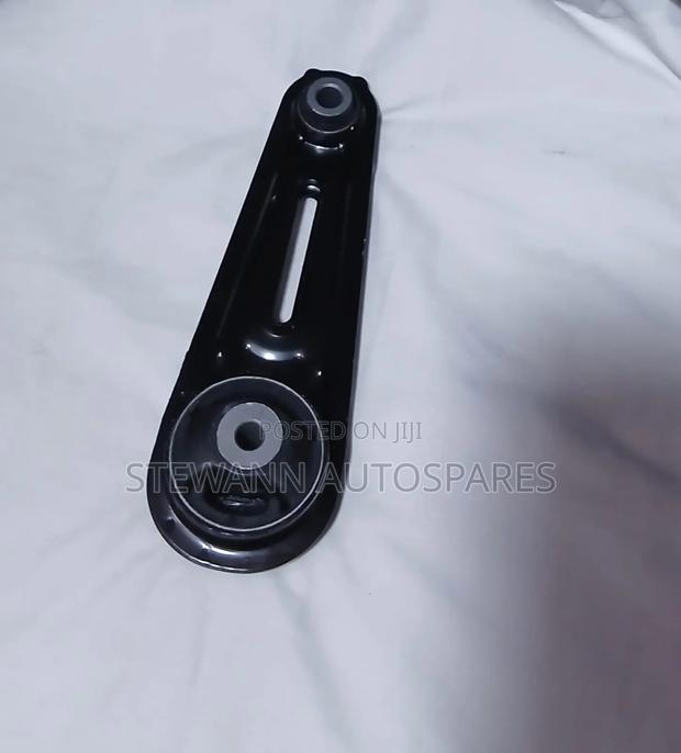 Gearbox Mounting for Nissan X Trail T31