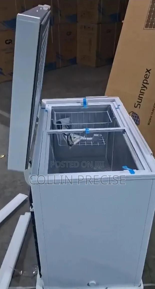 158L Solar Freezer - main view